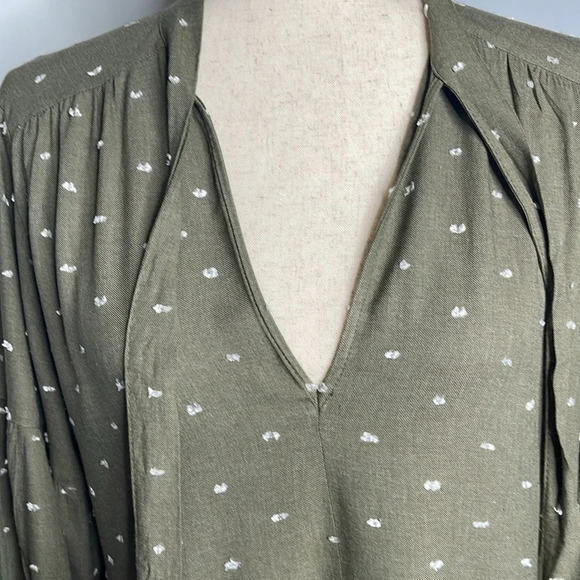 Zara Tunic Green V-Neck Tie Long Sleeve Women's Dress Size Medium - Picture 4 of 11